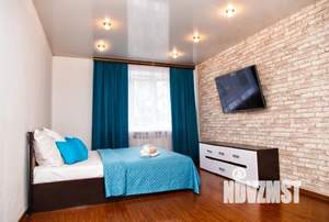 1-к квартира, посуточно, 36м2, 6/6 этаж