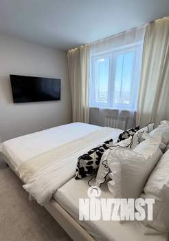 1-к квартира, посуточно, 48м2, 18/18 этаж