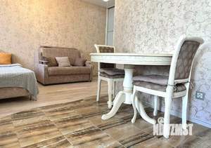 1-к квартира, посуточно, 36м2, 1/1 этаж