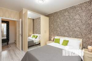 2-к квартира, посуточно, 40м2, 1/10 этаж