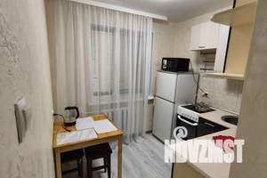 1-к квартира, посуточно, 33м2, 1/1 этаж