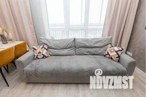 1-к квартира, посуточно, 37м2, 9/16 этаж