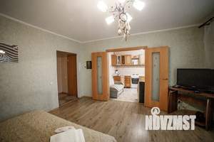 1-к квартира, посуточно, 40м2, 3/10 этаж