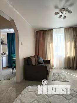 1-к квартира, посуточно, 32м2, 4/5 этаж