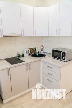 1-к квартира, посуточно, 35м2, 7/12 этаж