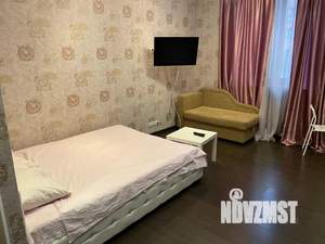 Студия квартира, посуточно, 45м2, 1/5 этаж