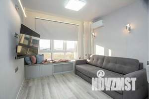 2-к квартира, посуточно, 38м2, 9/17 этаж