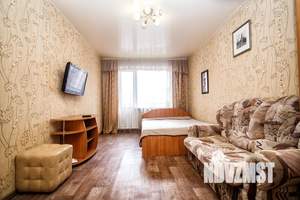 1-к квартира, посуточно, 35м2, 3/5 этаж