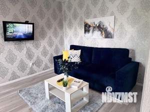 2-к квартира, посуточно, 55м2, 1/1 этаж