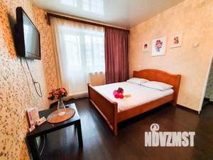 1-к квартира, посуточно, 38м2, 1/1 этаж