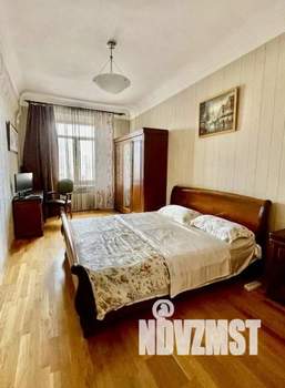2-к квартира, посуточно, 65м2, 1/1 этаж