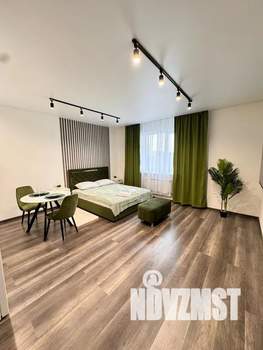 1-к квартира, посуточно, 40м2, 1/4 этаж