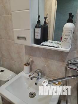 1-к квартира, посуточно, 40м2, 2/10 этаж