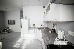 2-к квартира, посуточно, 60м2, 6/10 этаж