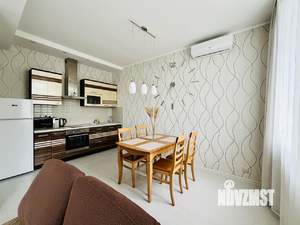 1-к квартира, посуточно, 43м2, 1/1 этаж