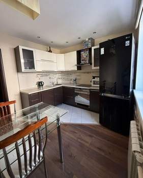 3-к квартира, на длительный срок, 84м2, 3/10 этаж