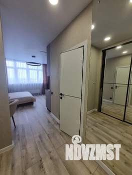 Студия квартира, посуточно, 27м2, 15/20 этаж