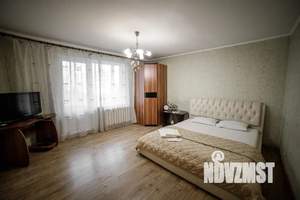 1-к квартира, посуточно, 40м2, 3/10 этаж
