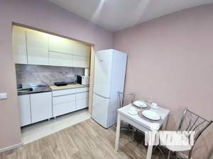 Студия квартира, посуточно, 38м2, 5/9 этаж