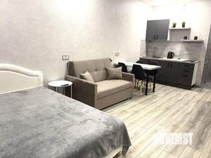 Студия квартира, посуточно, 28м2, 3/16 этаж