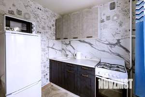 1-к квартира, посуточно, 35м2, 3/5 этаж