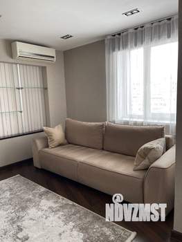 1-к квартира, посуточно, 41м2, 4/10 этаж