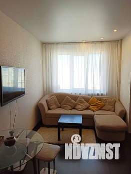 1-к квартира, посуточно, 35м2, 11/16 этаж