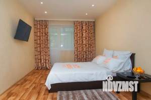 1-к квартира, посуточно, 38м2, 3/5 этаж