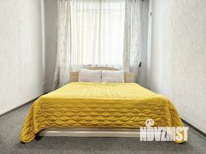 4-к квартира, посуточно, 104м2, 2/5 этаж