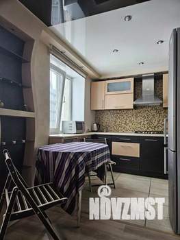2-к квартира, посуточно, 44м2, 1/1 этаж
