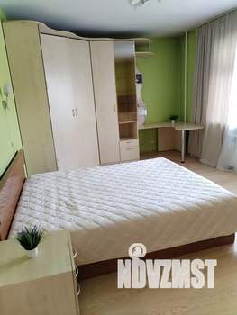 1-к квартира, посуточно, 44м2, 4/9 этаж