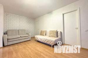 2-к квартира, посуточно, 45м2, 5/5 этаж