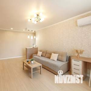 2-к квартира, посуточно, 50м2, 4/5 этаж