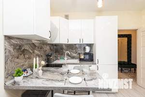 2-к квартира, посуточно, 40м2, 1/10 этаж