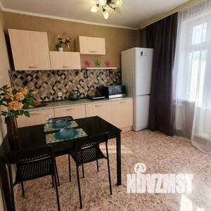 1-к квартира, посуточно, 33м2, 1/1 этаж