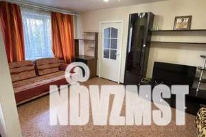 2-к квартира, посуточно, 48м2, 1/5 этаж