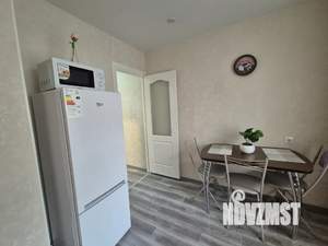 1-к квартира, посуточно, 40м2, 2/10 этаж