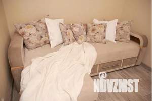 1-к квартира, посуточно, 35м2, 1/12 этаж