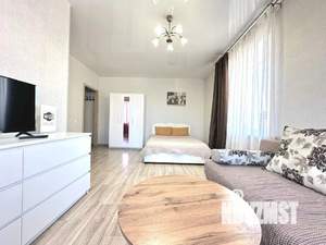 1-к квартира, посуточно, 33м2, 4/5 этаж