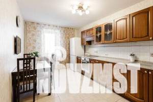 3-к квартира, посуточно, 100м2, 4/10 этаж