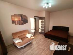 1-к квартира, посуточно, 38м2, 5/5 этаж