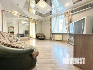 4-к квартира, посуточно, 104м2, 2/5 этаж