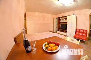 2-к квартира, посуточно, 45м2, 1/1 этаж