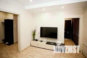 2-к квартира, посуточно, 55м2, 4/4 этаж