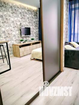 1-к квартира, посуточно, 38м2, 6/18 этаж