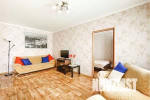 2-к квартира, посуточно, 48м2, 3/5 этаж