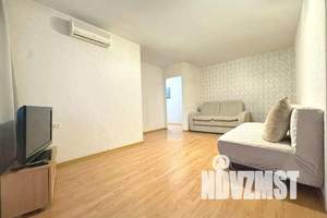 2-к квартира, посуточно, 45м2, 5/5 этаж