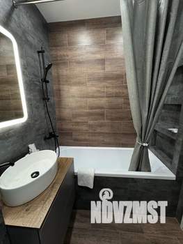 2-к квартира, посуточно, 45м2, 15/16 этаж