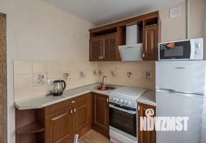 2-к квартира, посуточно, 44м2, 3/5 этаж