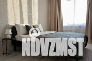 2-к квартира, посуточно, 45м2, 3/16 этаж